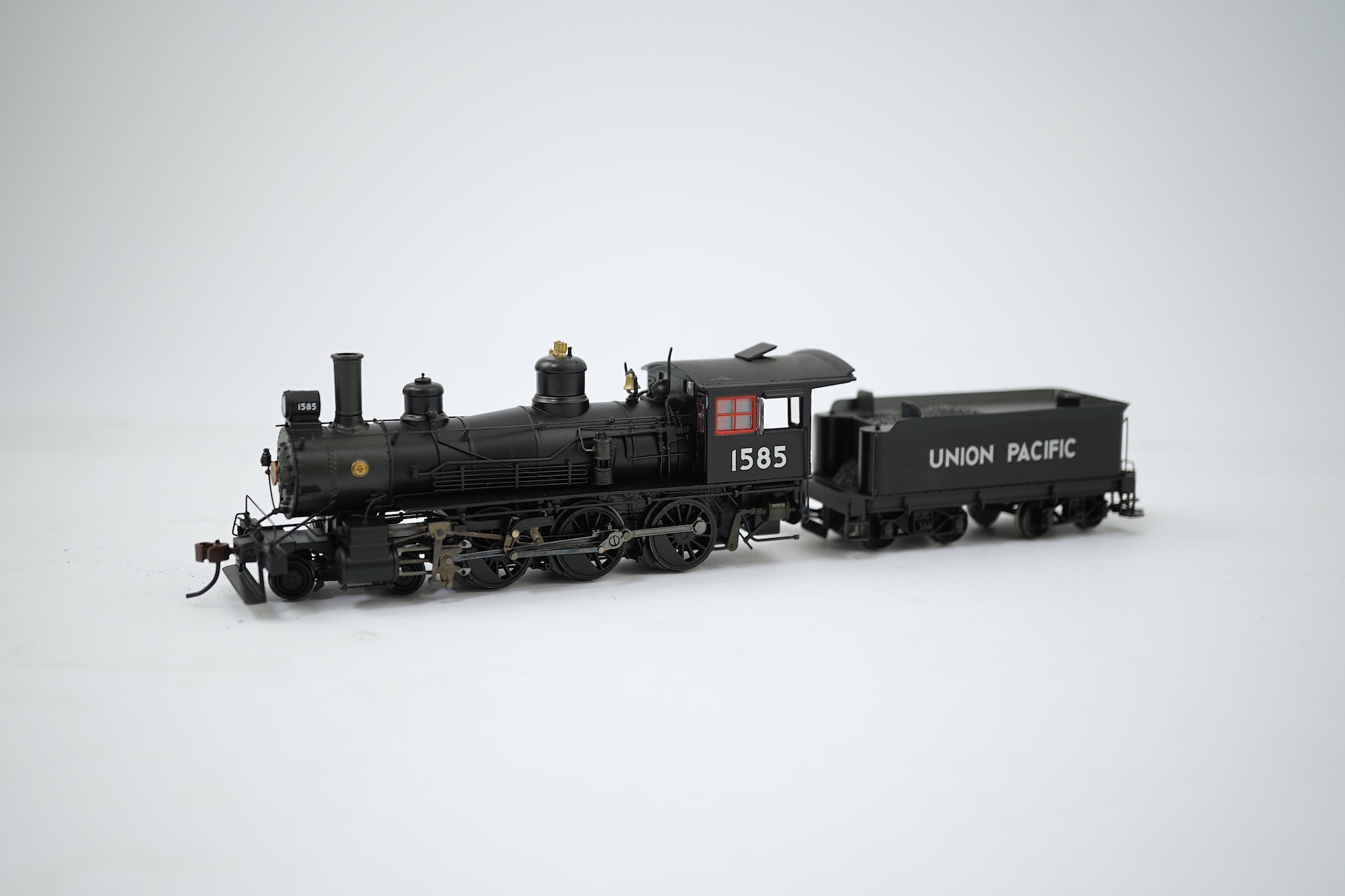 A boxed HO gauge Spectrum by Bachmann model (84903) of Union Pacific, 1585, 4-6-0 locomotive with bogie tender, powered for two rail operation.